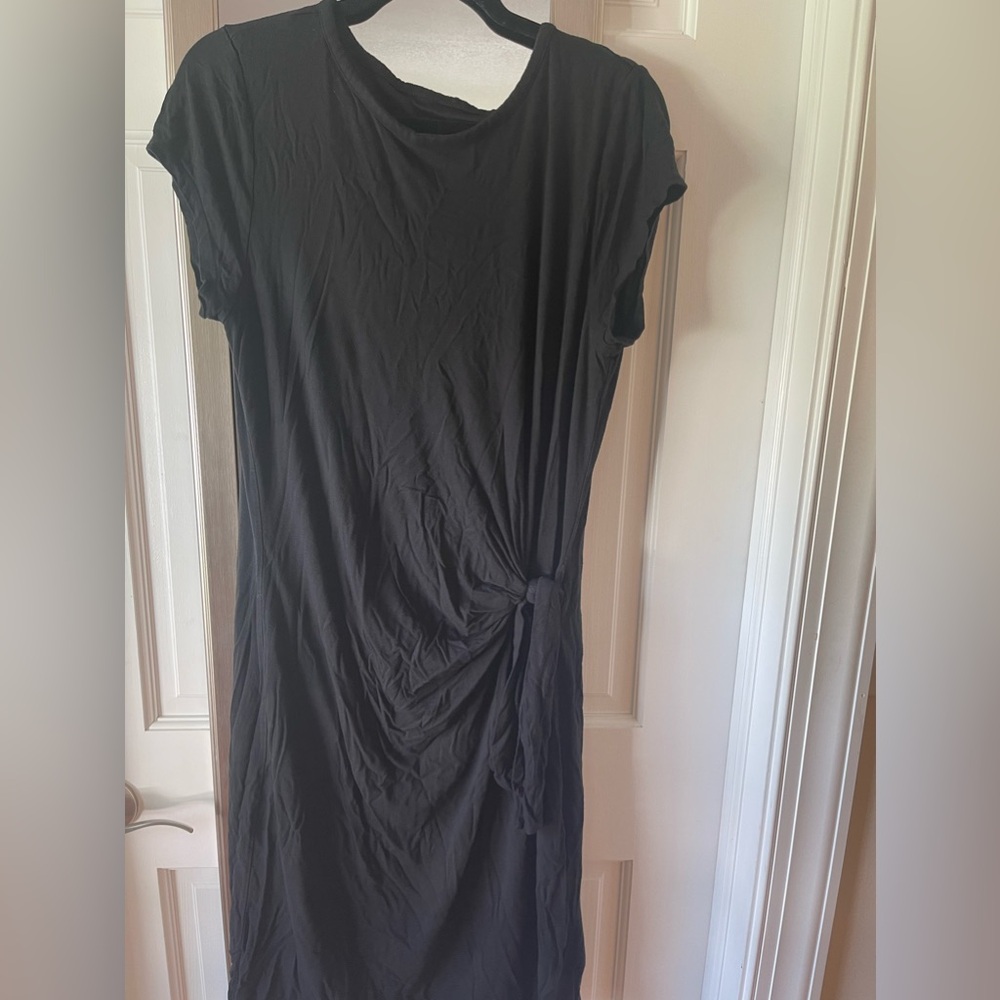 Classic Twist Tie, Black, Loft Dress in Good Condition.